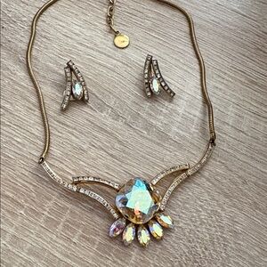 Vintage borealis, crystal necklace and earring set gold tone